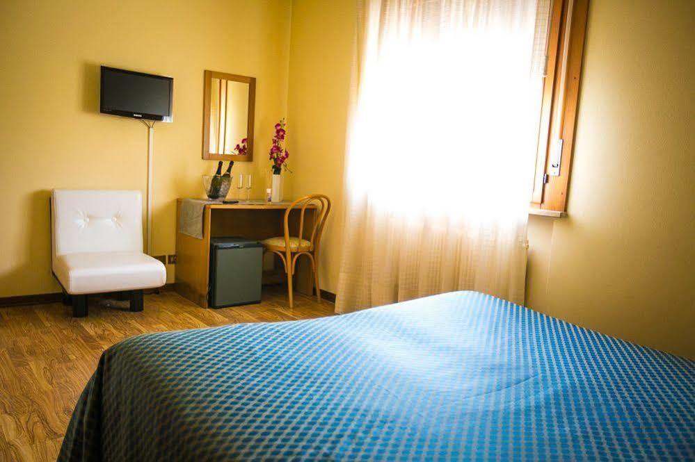 Hotel Agli Olmi San Biagio di Callalta Buitenkant foto